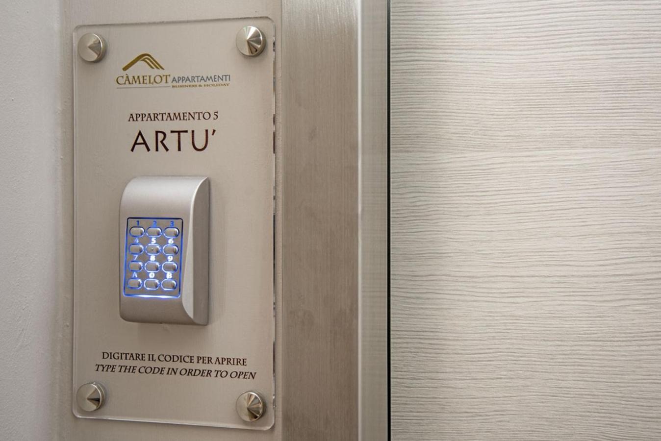 Camelot Appartamenti - Business E Holiday Сан-Мартіно-Буон-Альберґо Екстер'єр фото