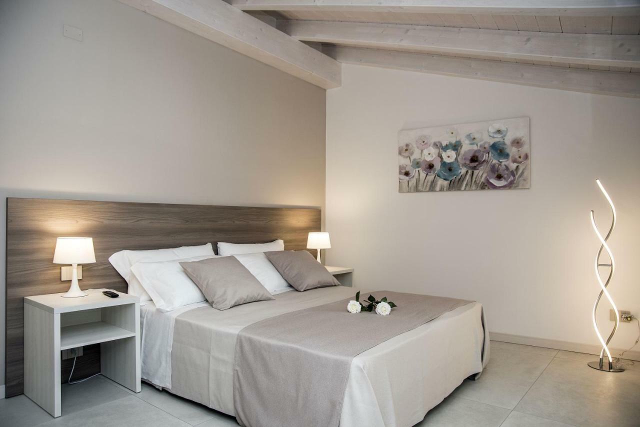 Camelot Appartamenti - Business E Holiday Сан-Мартіно-Буон-Альберґо Екстер'єр фото