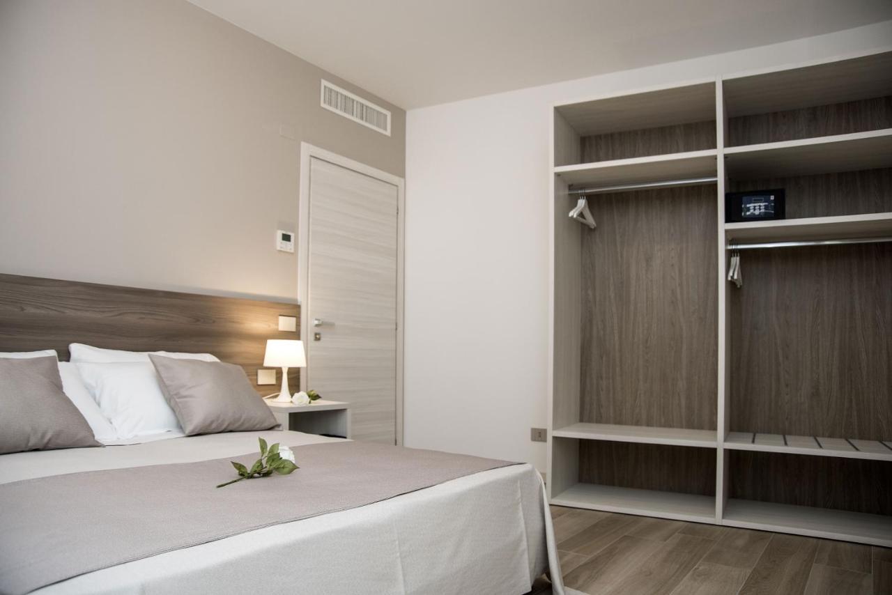 Camelot Appartamenti - Business E Holiday Сан-Мартіно-Буон-Альберґо Екстер'єр фото